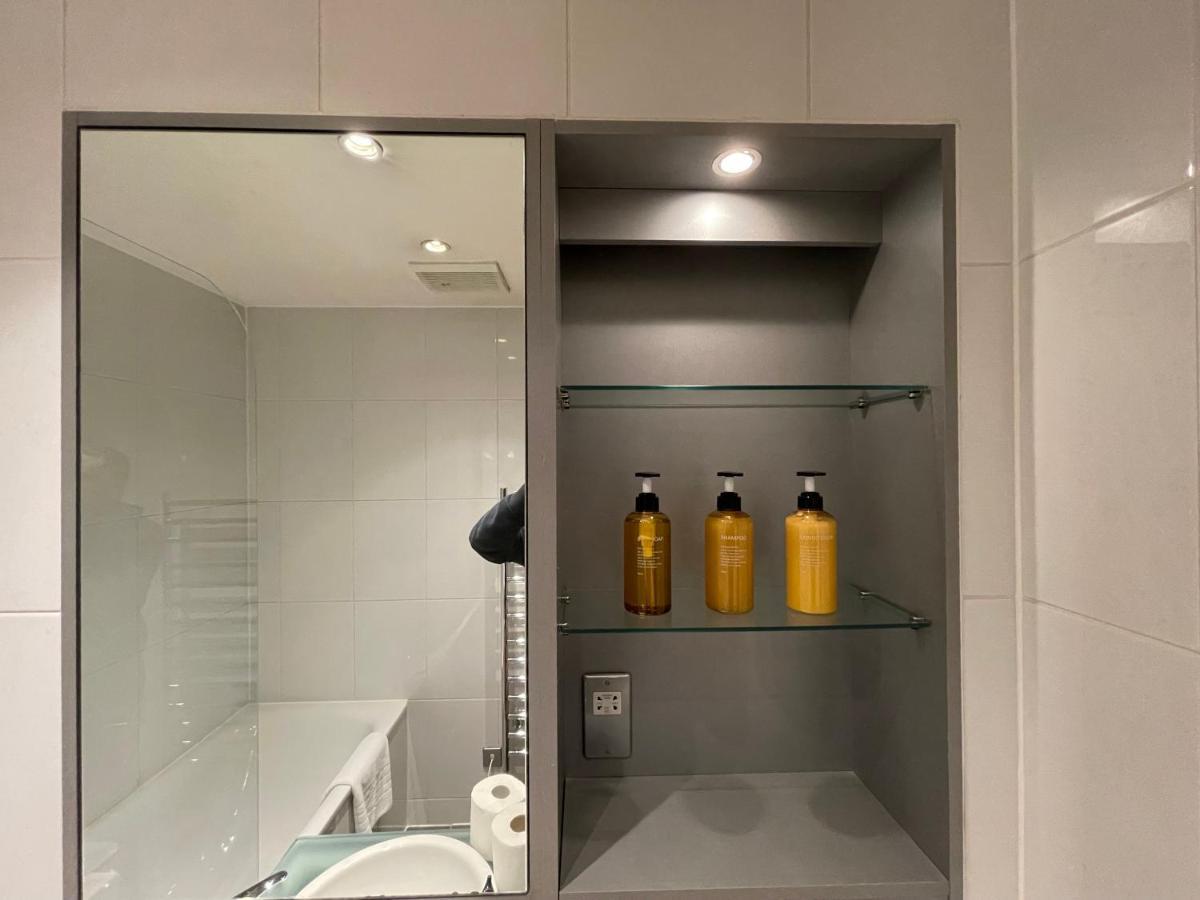 Stunning Westminster Apartment - 9 Albert 伦敦 外观 照片